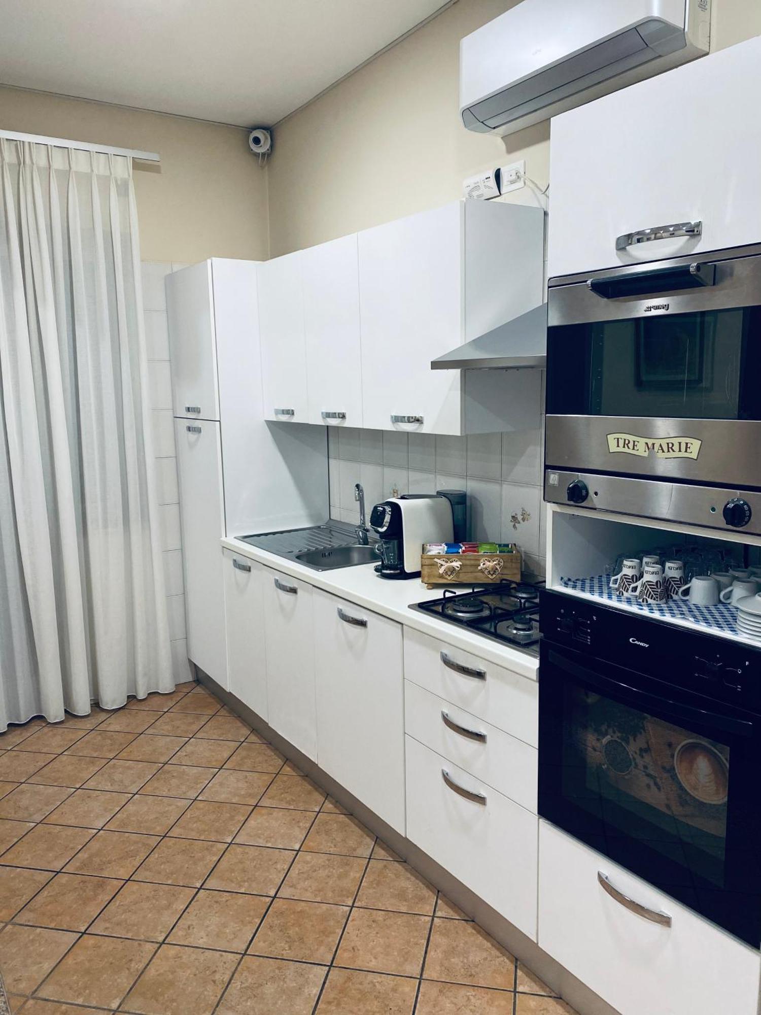 Serena Rooms Solofra ภายนอก รูปภาพ
